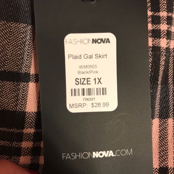 Fashion nova skirt - Picture 2 of 5